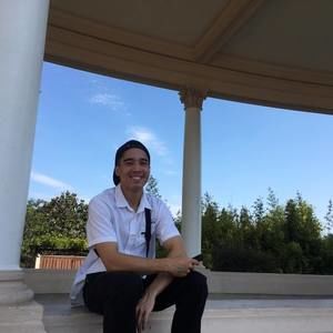 Meet your Posher, Leslie